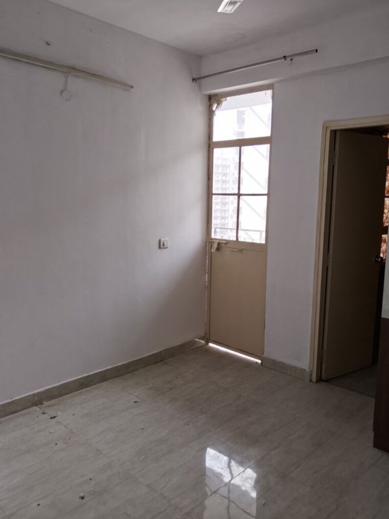 Room, signature-global-solera-2 2 Bedroom 620 Sq.Ft. Apartment In Sector 107 Gurgaon 10534750