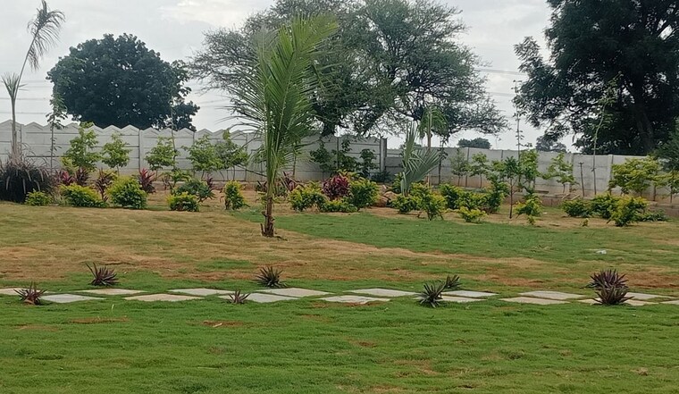 Garden, eeshanya-heights  198 Sq.Yd. Plot In Shadnagar Hyderabad 10518845