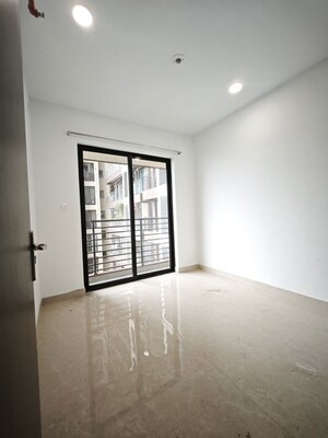 Room in 2 BHK Apartment at Risland The Icon, Dhokali – for Rent