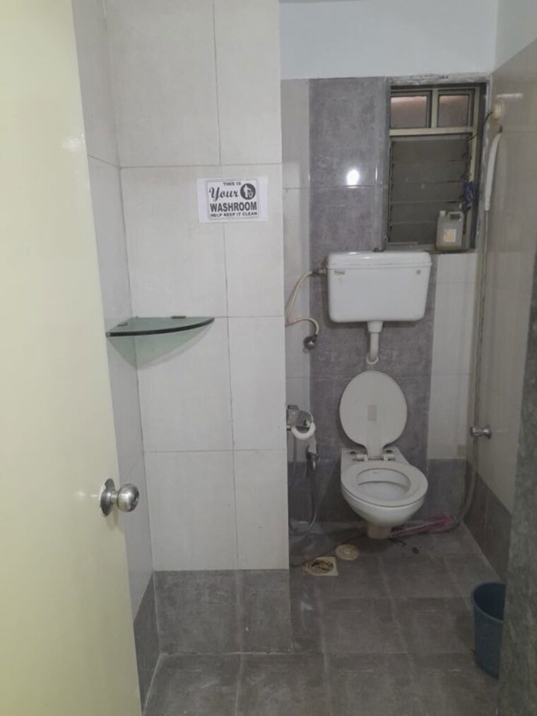 Bathroom, dhanashree-heights Commercial Office Space 1500 Sq.Ft. In Andheri West Mumbai 10534733