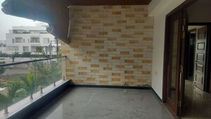 Bathroom in 4 BHK Builder Floor at Jubilee Hills – for Rent