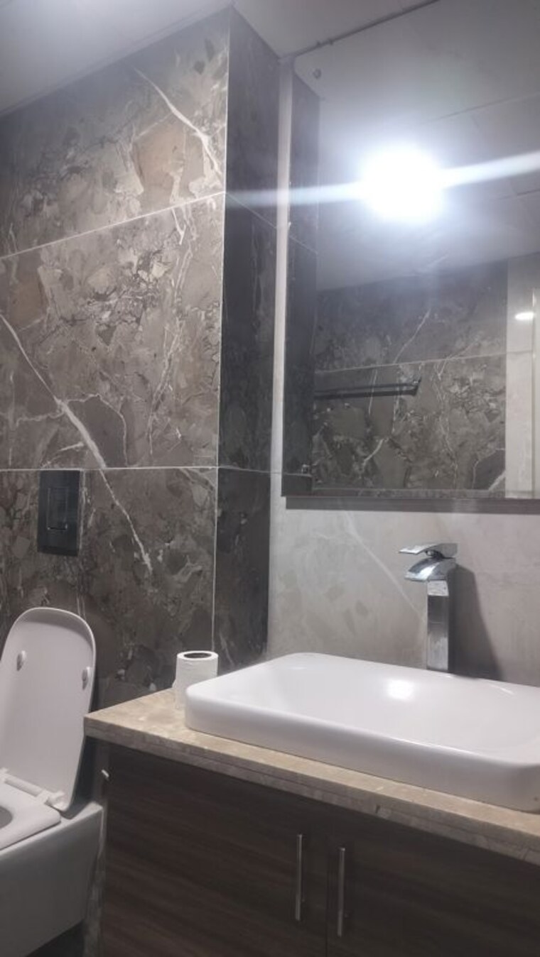 Bathroom, jubilee hills 4 Bedroom 4200 Sq.Ft. Builder Floor In Jubilee Hills Hyderabad 10534783