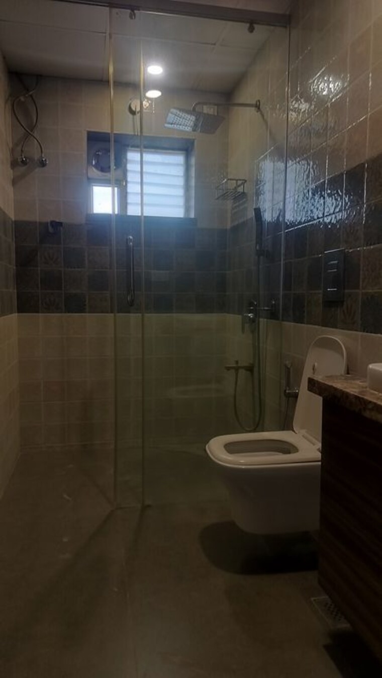 Bathroom, jubilee hills 4 Bedroom 4200 Sq.Ft. Builder Floor In Jubilee Hills Hyderabad 10534783