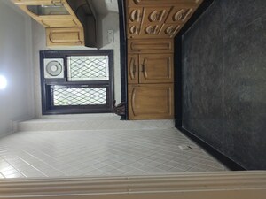 Room in 3 BHK Builder Floor at East Of Kailash – for Sale