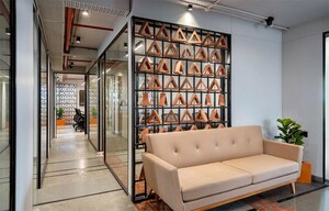  Office Space – Entrance View at Lulla Nagar - for Rent