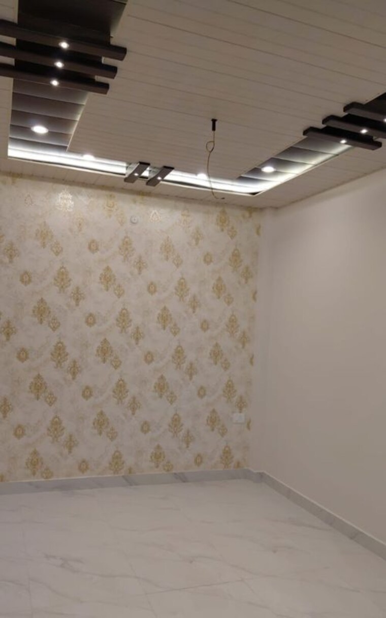 Room, indira nagar 3 Bedroom 1000 Sq.Ft. Villa In Indira Nagar Lucknow 10534870