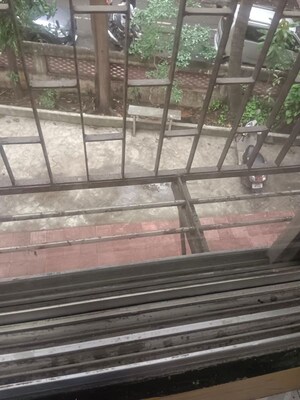 Balcony in 1 BHK Apartment at Ghatkopar East – for Rent