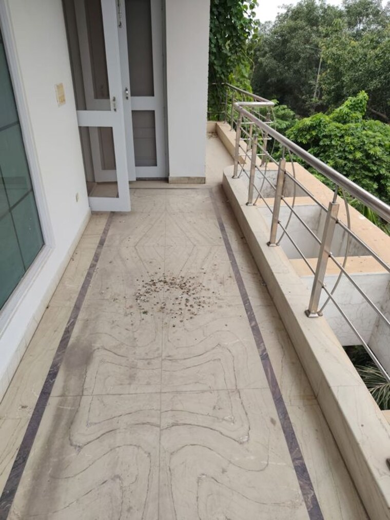 Balcony, sector 44 3 Bedroom 450 Sq.Mt. Villa In Sector 44 Noida 10534980
