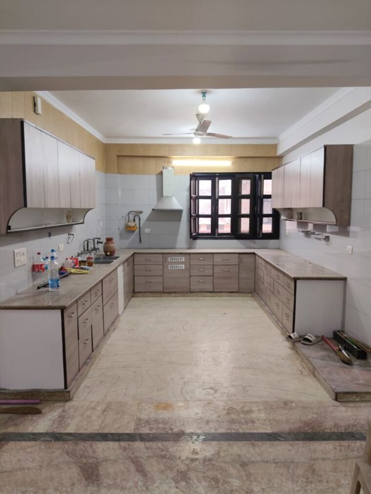 Kitchen, sector 44 3 Bedroom 450 Sq.Mt. Villa In Sector 44 Noida 10534980