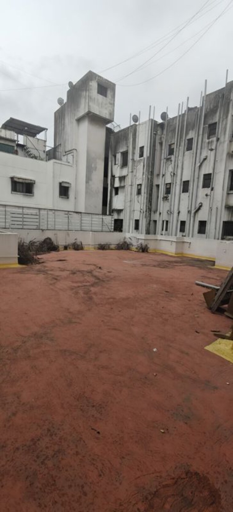  Parking, bhosle-paradise 3 Bedroom 2000 Sq.Ft. Apartment In Bhosale Nagar Pune 10535008