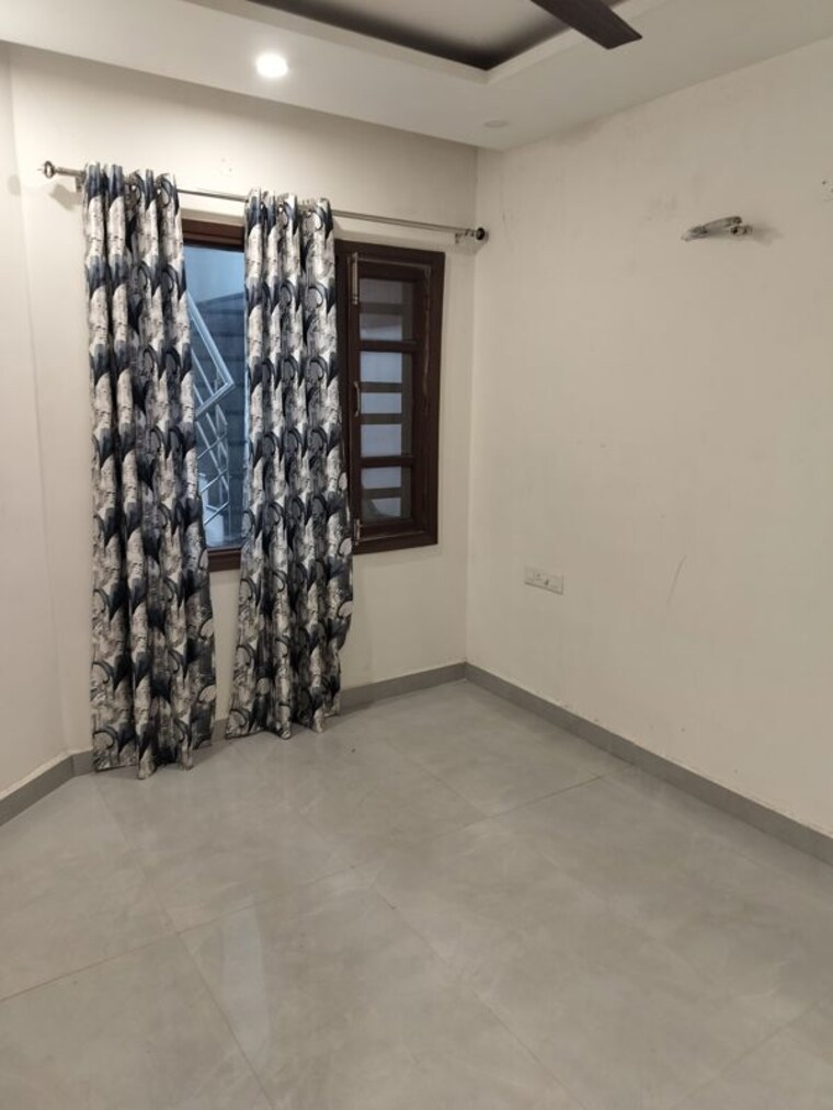 Room, aerocity 3 Bedroom 250 Sq.Ft. Builder Floor In Aerocity Mohali 10535016