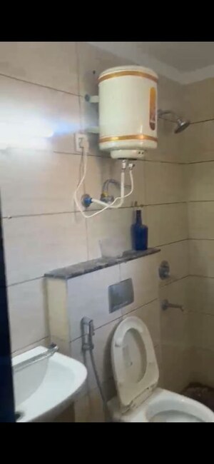 Bathroom in 3 BHK Apartment at Motiaz Royal Citi, Ambala Highway – for Rent