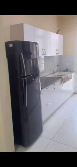 Bathroom in 3 BHK Apartment at Motiaz Royal Citi, Ambala Highway – for Rent