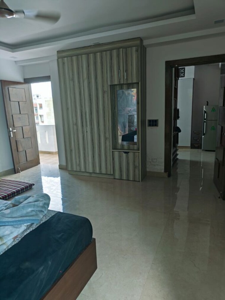 Bathroom, green fields colony 4 Bedroom 1800 Sq.Ft. Builder Floor In Green Fields Colony Faridabad 10535012