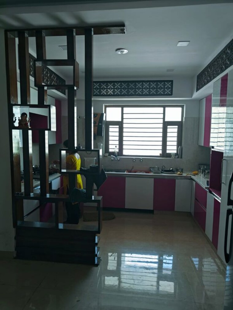 Kitchen, green fields colony 4 Bedroom 1800 Sq.Ft. Builder Floor In Green Fields Colony Faridabad 10535012
