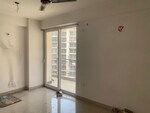 2 BHK 910 Sq.Ft. Apartment in Gaur City 5th Avenue