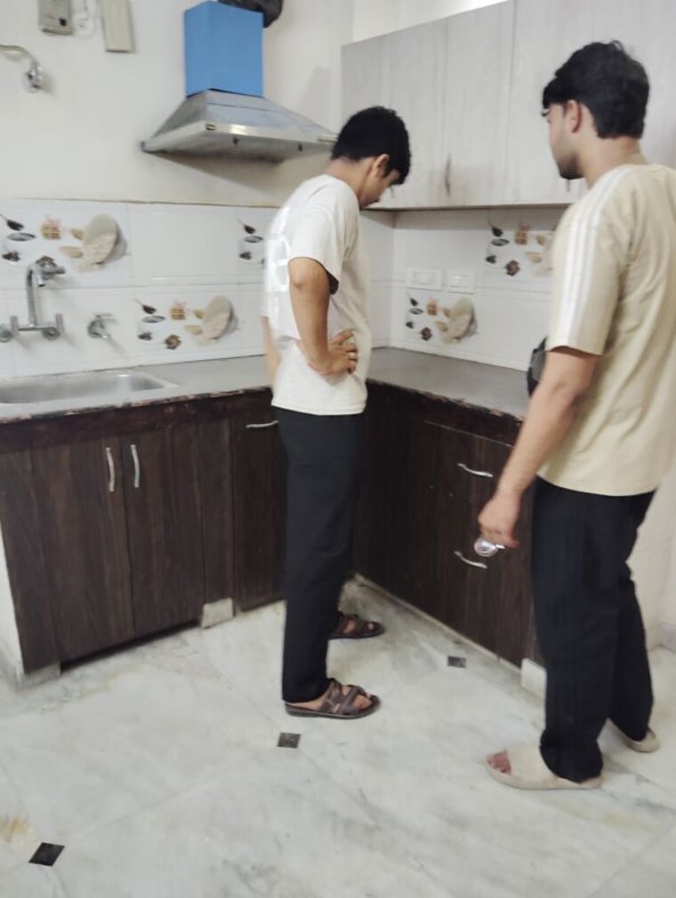 Kitchen/pantry, govindpuri 1 Bedroom 650 Sq.Ft. Builder Floor In Govindpuri Delhi 10535031