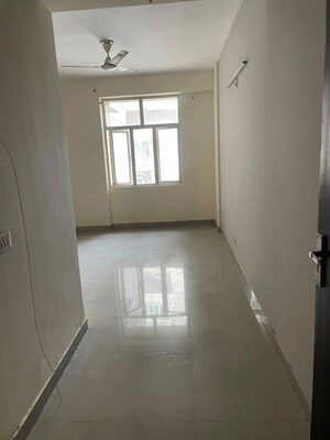 Room in 3 BHK Apartment at Mittal Rajnagar Residency, Raj Nagar Extension – for Sale