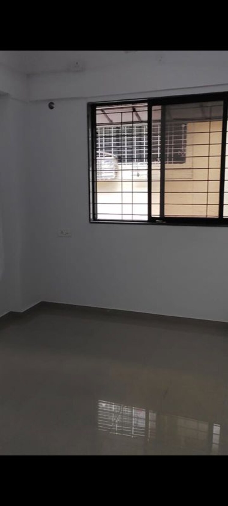 Room, osho-anand 1 RK 350 Sq.Ft. Apartment In Naupada Thane 10535102