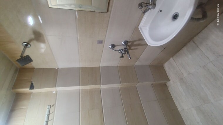 Bathroom, suncity-essel-tower Studio 422 Sq.Ft. Apartment In Sector 28 Gurgaon 10535106