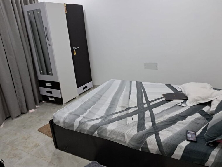 Bedroom, prithvi-sarovar 3.5 Bedroom 2000 Sq.Ft. Apartment In Model Colony Pune 10535127