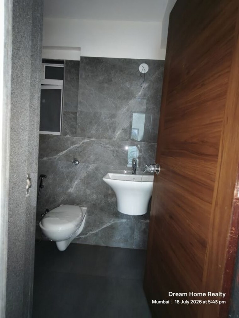 Bathroom, shristi-complex 2 Bedroom 859 Sq.Ft. Apartment In Andheri East Mumbai 10535152