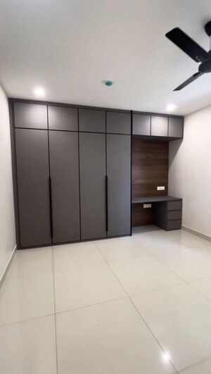 Room in 3.5 BHK Apartment at Prestige Tranquil, Kokapet – for Rent