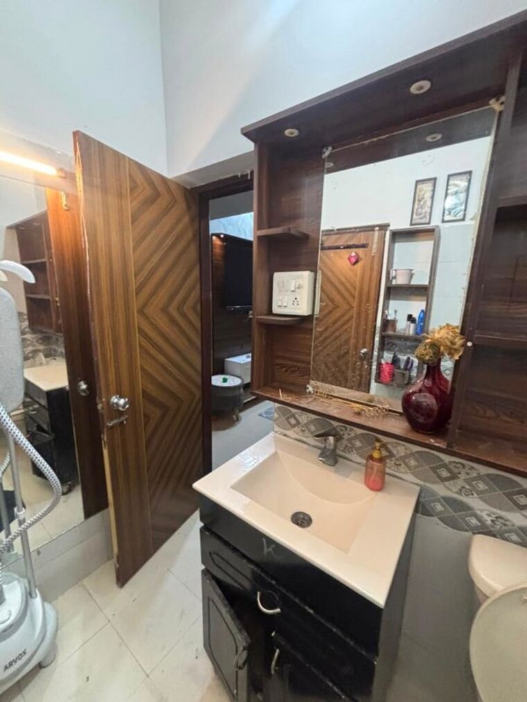 Team Area, sushma-empiria 3 Bedroom 1960 Sq.Ft. Apartment In International Airport Road Zirakpur 10535174