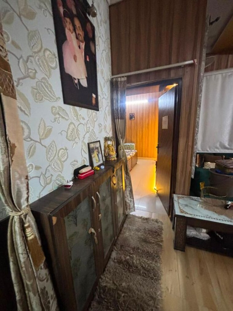 Living Room, sushma-empiria 3 Bedroom 1960 Sq.Ft. Apartment In International Airport Road Zirakpur 10535174