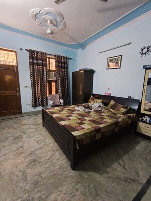 Bedroom in 2 BHK Independent House at Sector 9 – for Rent