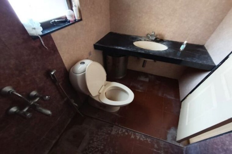 Bathroom, gulmohar-renaissance 2 Bedroom 1075 Sq.Ft. Apartment In Wagholi Pune 10535201