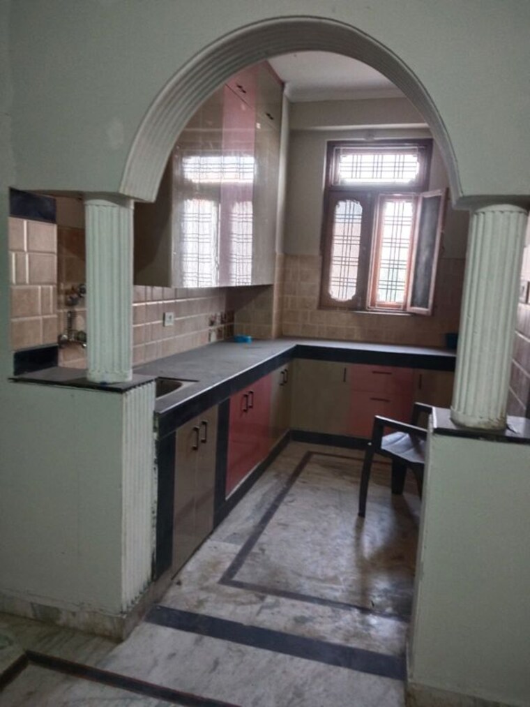 Kitchen, xu 2 greater noida 2.5 Bedroom 120 Sq.Mt. Builder Floor In Xu 2 Greater Noida Greater Noida 10535283