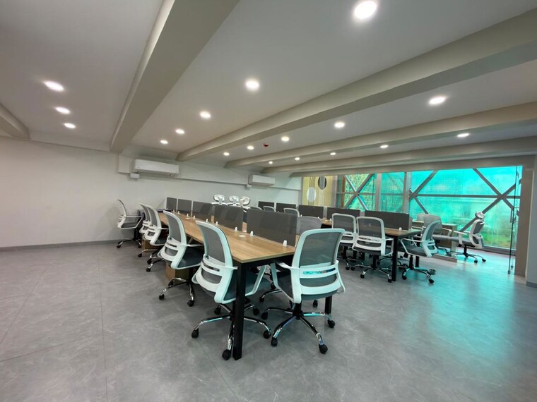 Common Area, parinee-i Commercial Office Space 1950 Sq.Ft. In Andheri West Mumbai 10535316