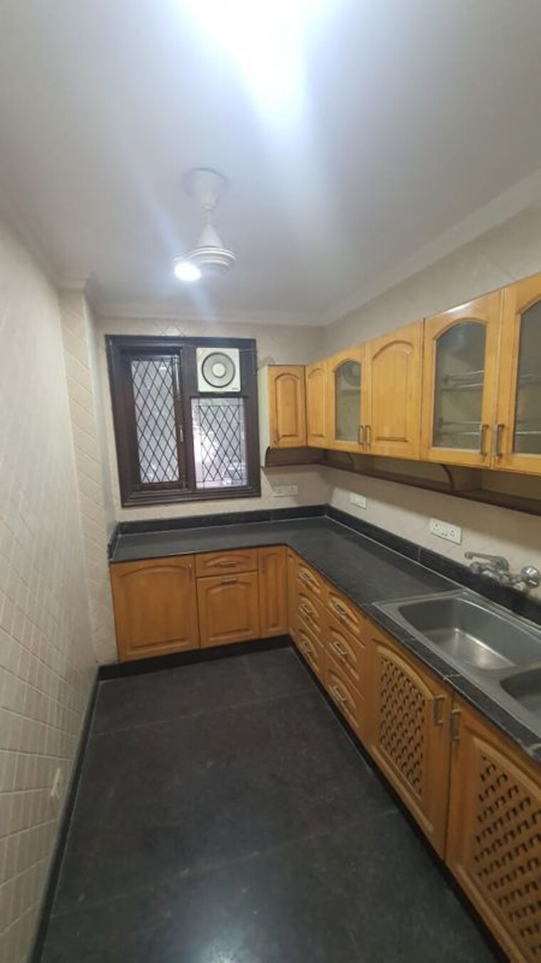 Kitchen, east of kailash 3 Bedroom 1600 Sq.Ft. Builder Floor In East Of Kailash Delhi 10535325
