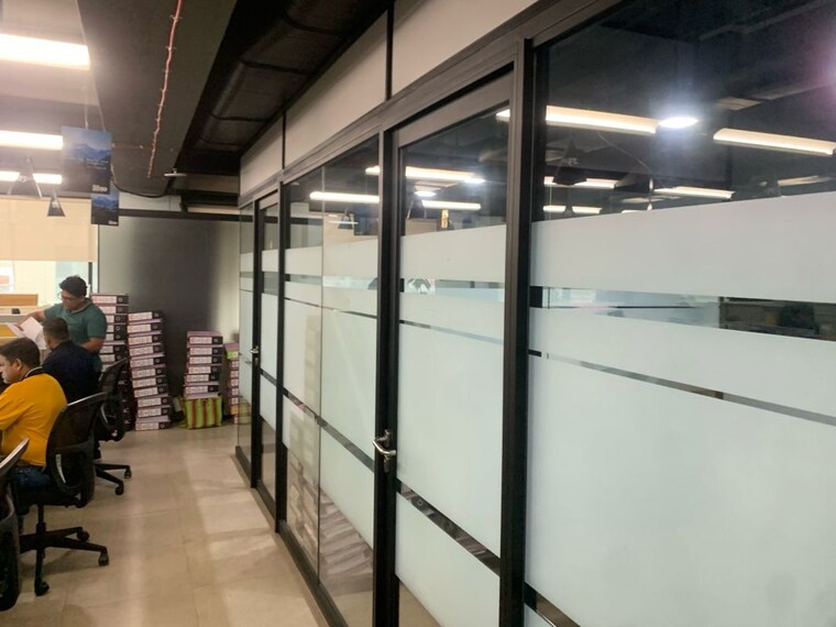 Common Area, durolite-house Commercial Office Space 2300 Sq.Ft. In Andheri West Mumbai 10535324