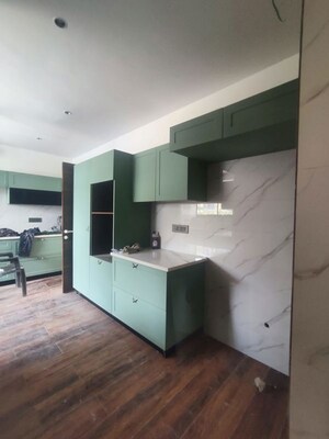 Kitchen in 5 BHK Villa at Unitech Opulence, Sector 33 – for Rent