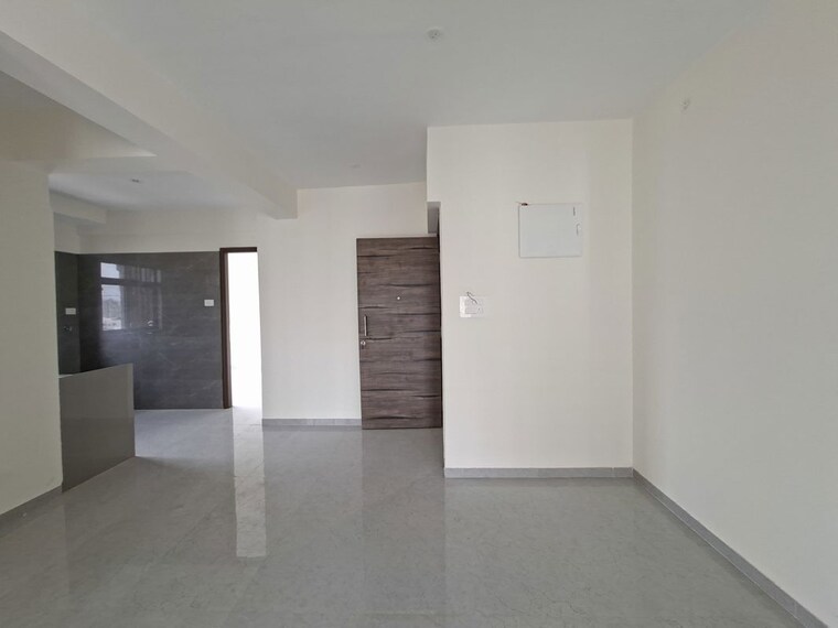 Living Room, ic colony 3 Bedroom 683 Sq.Ft. Apartment In Ic Colony Mumbai 10535345