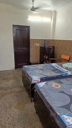 Bedroom in 1 RK Independent House at Beta I Greater Noida – for Rent