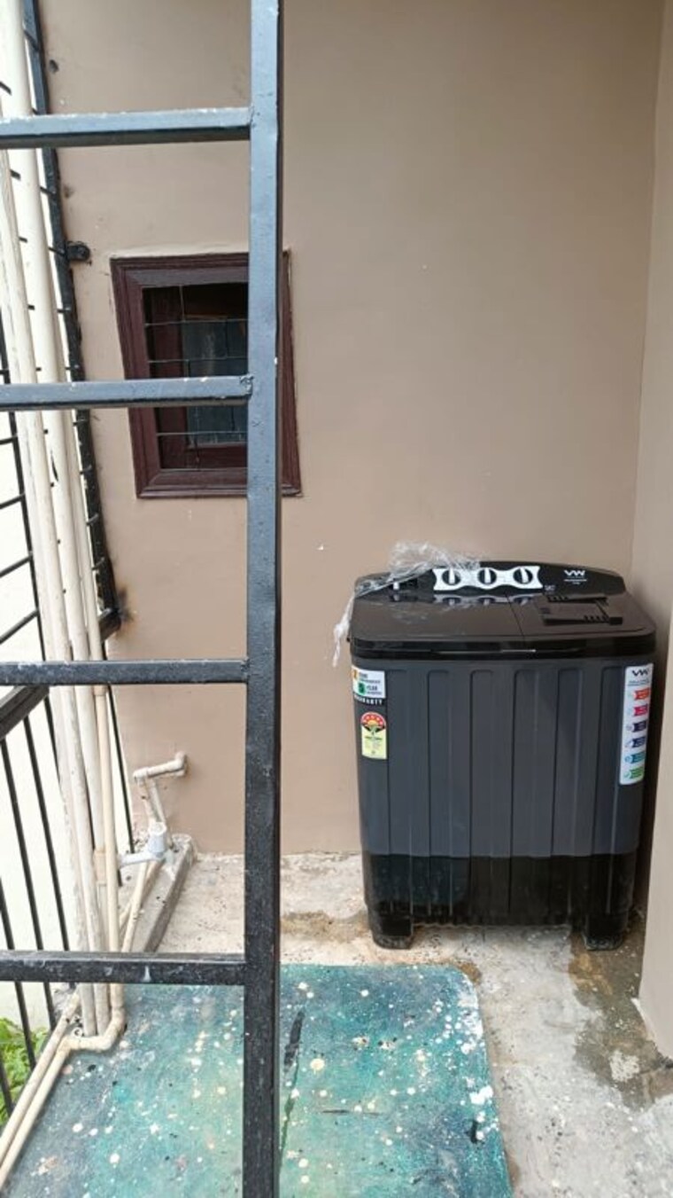 Balcony, beta i greater noida 1 RK 450 Sq.Ft. Independent House In Beta I Greater Noida Greater Noida 10535362