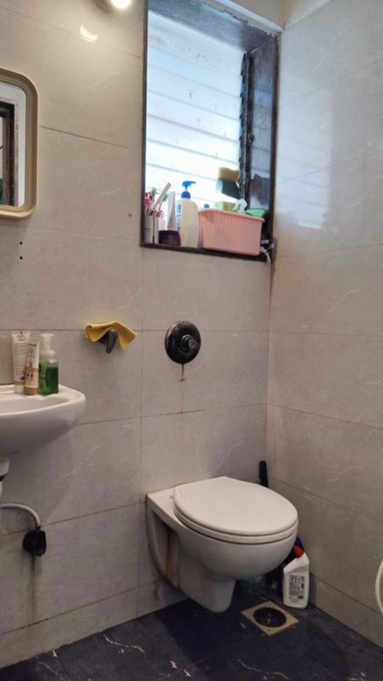 Bathroom, hdil-harmony 2 Bedroom 1050 Sq.Ft. Apartment In Goregaon West Mumbai 10535379