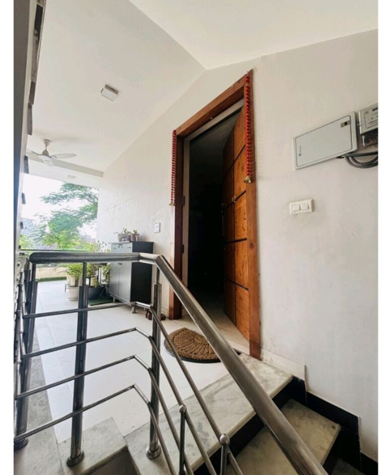 Balcony, sigma iii greater noida 2 Bedroom 220 Sq.Mt. Independent House In Sigma Iii Greater Noida Greater Noida 10535385