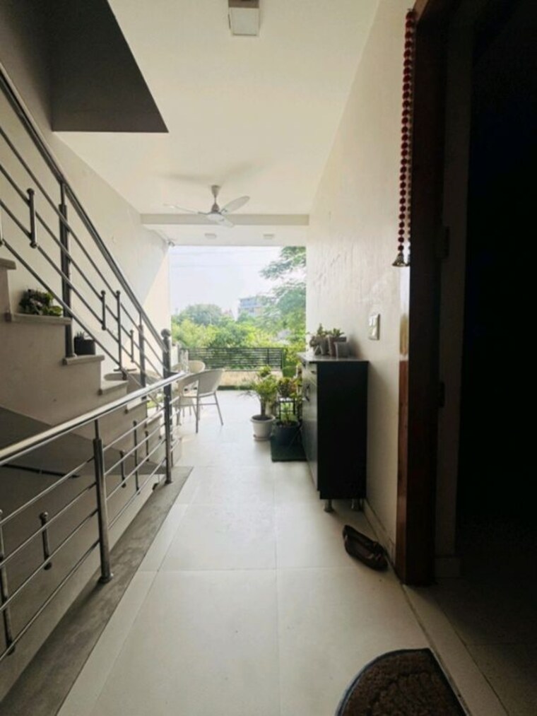 Balcony, sigma iii greater noida 2 Bedroom 220 Sq.Mt. Independent House In Sigma Iii Greater Noida Greater Noida 10535385