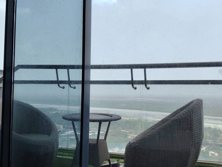 Balcony, supertech-supernova-astralis Studio 800 Sq.Ft. Apartment In Sector 94 Noida 10535416