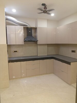 Kitchen in 2 BHK Independent House at Sector 23 – for Rent