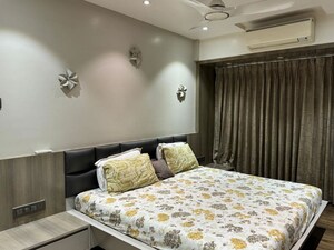3.5 BHK Apartment For Sale in Vesu