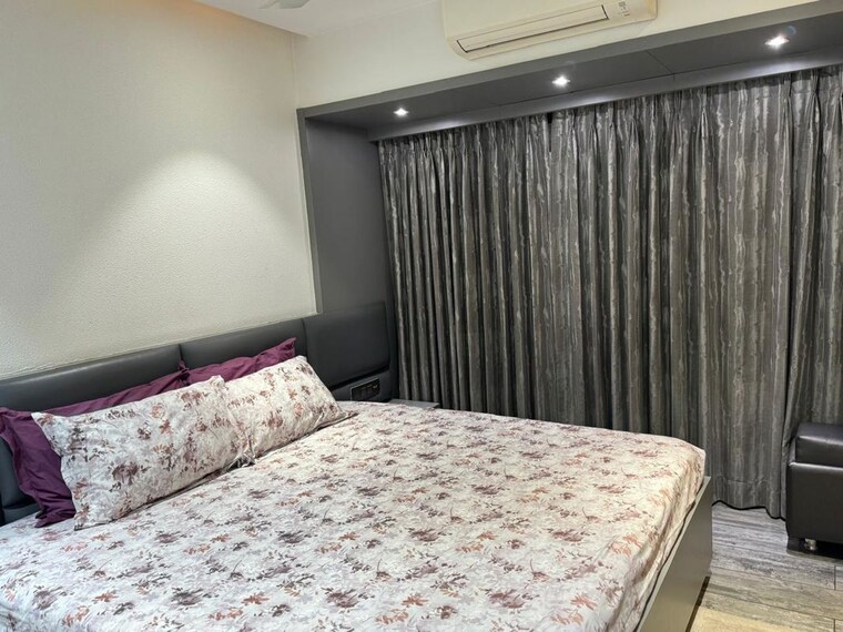 Bedroom, vesu 3.5 Bedroom 2850 Sq.Ft. Apartment In Vesu Surat 10535427