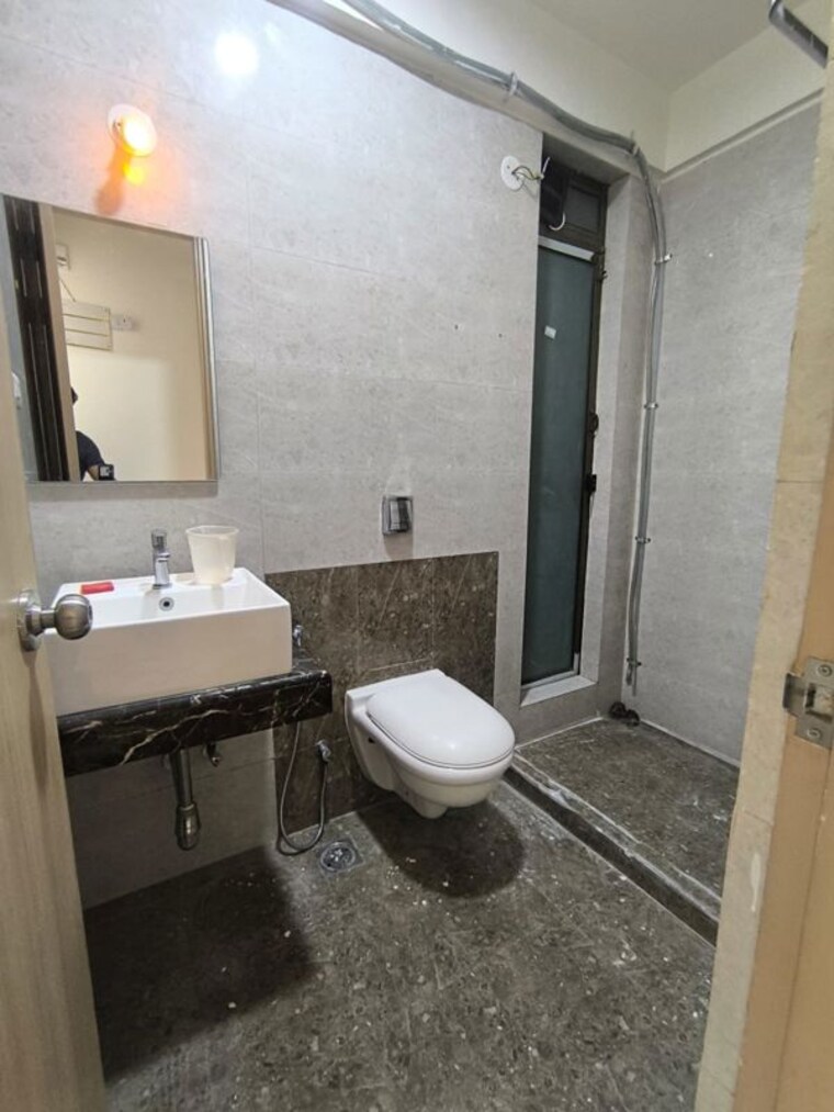 Bathroom, wadhwa-imperial-heights 2 Bedroom 800 Sq.Ft. Apartment In Goregaon West Mumbai 10535433