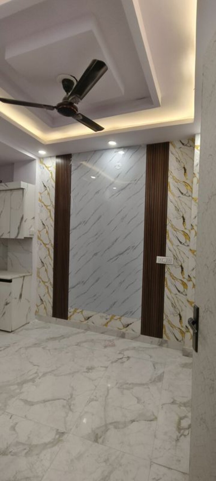 Bathroom, dwarka mor 2 Bedroom 60 Sq.Yd. Builder Floor In Dwarka Mor Delhi 10535451