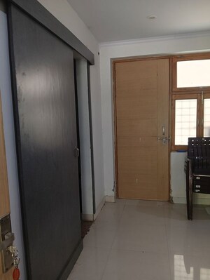 Building Lobby in 1 BHK Independent House at Sector 23 – for Rent