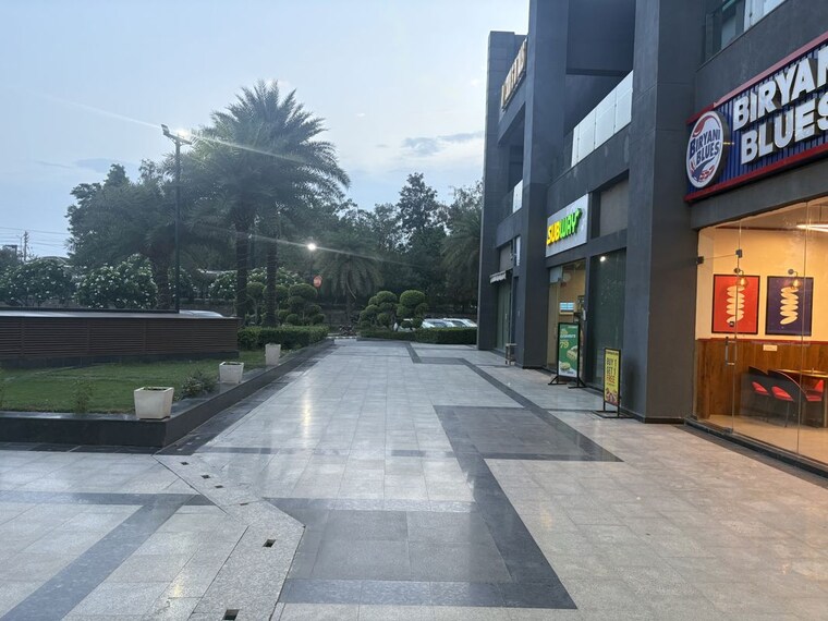 Exterior View, paras-trade-centre Commercial Shop 565 Sq.Ft. In Sector 65 Gurgaon 10535456